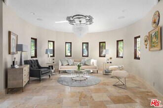 17771 Cll De Palermo in Los Angeles, CA - Building Photo - Building Photo