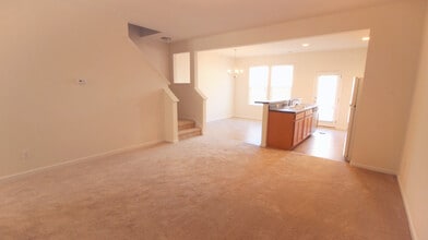 216 Cross Blossom Rd in Durham, NC - Building Photo - Building Photo