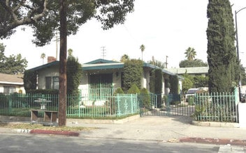 127 N 56 Ave in Los Angeles, CA - Building Photo - Building Photo