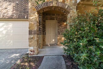 2827 Lockeridge Oaks Dr in Spring, TX - Building Photo - Building Photo