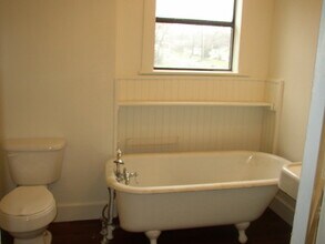 827 Avenue M in Huntsville, TX - Building Photo - Building Photo