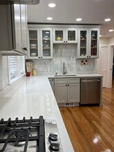 9 Hutchinson St in Boston, MA - Building Photo - Building Photo