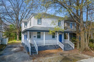2511 Orcutt Ave in Newport News, VA - Building Photo