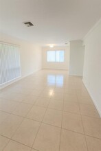 901 NE 16th Ave in Fort Lauderdale, FL - Building Photo - Building Photo