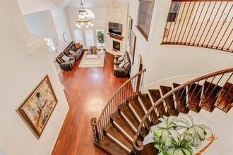 20307 Cortina Valley Dr in Cypress, TX - Foto de edificio - Building Photo