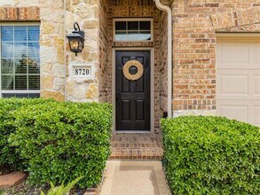 8720 Devonshire Dr in Fort Worth, TX - Building Photo - Building Photo