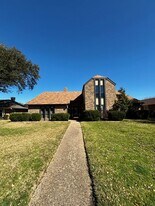 609 Tiffany Trail in Richardson, TX - Building Photo