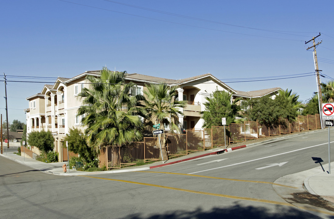 Buena Vista Apartments in Orange, CA - Building Photo