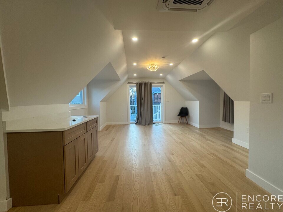 12 Sewall Ave in Winthrop, MA - Foto de edificio