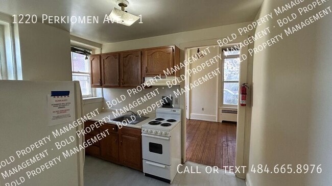 property at 1220 Perkiomen Ave