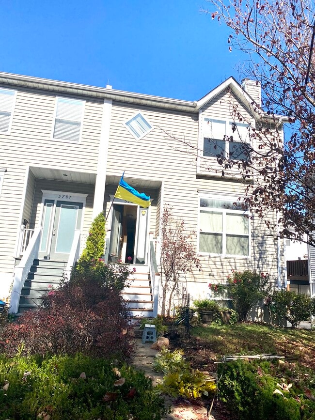 5785 Kingsbury Pl in St. Louis, MO - Foto de edificio - Building Photo