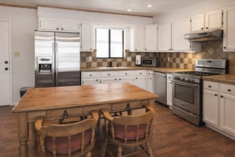 1007 Cll De Oro in Taos, NM - Building Photo - Building Photo