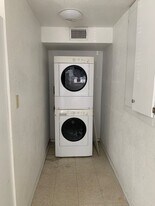 1101 W University Dr in Portales, NM - Building Photo