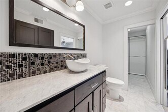 4021 Cole Ave in Dallas, TX - Building Photo - Building Photo