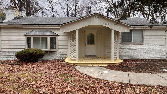 property at 25323 Orchard Lake Rd