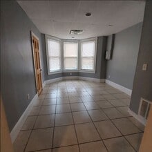 21 S Main St in Phillipsburg, NJ - Building Photo - Building Photo