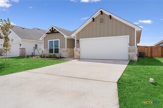 8615 Chena Rdg Dr in Temple, TX - Building Photo - Building Photo