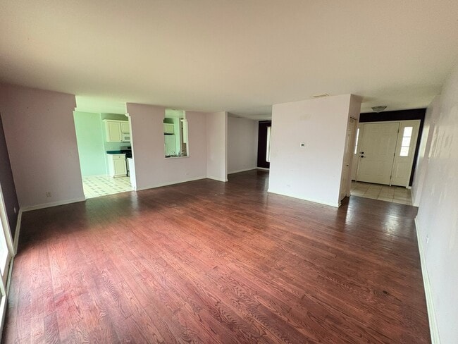 6N 730 Manor Rd in Itasca, IL - Building Photo - Building Photo