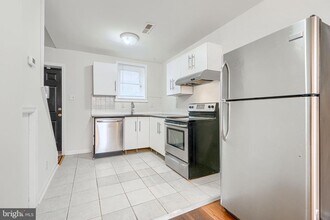 1138 W Lombard St in Baltimore, MD - Building Photo - Building Photo