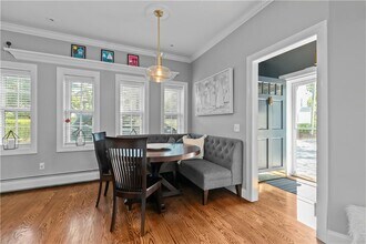 34 Catherine St in Newport, RI - Building Photo - Building Photo