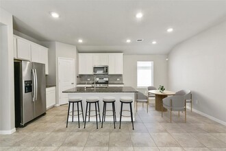 6827 Scarlet Sagebrush St in Katy, TX - Foto de edificio - Building Photo