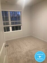 2489 Ashton Park Ln in Burlington, NC - Building Photo - Building Photo