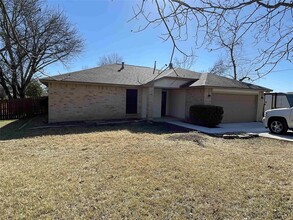 813 Clancy Wy in Pflugerville, TX - Building Photo - Building Photo