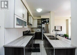 601 Remembrance Rd in Brampton, ON - Building Photo - Building Photo