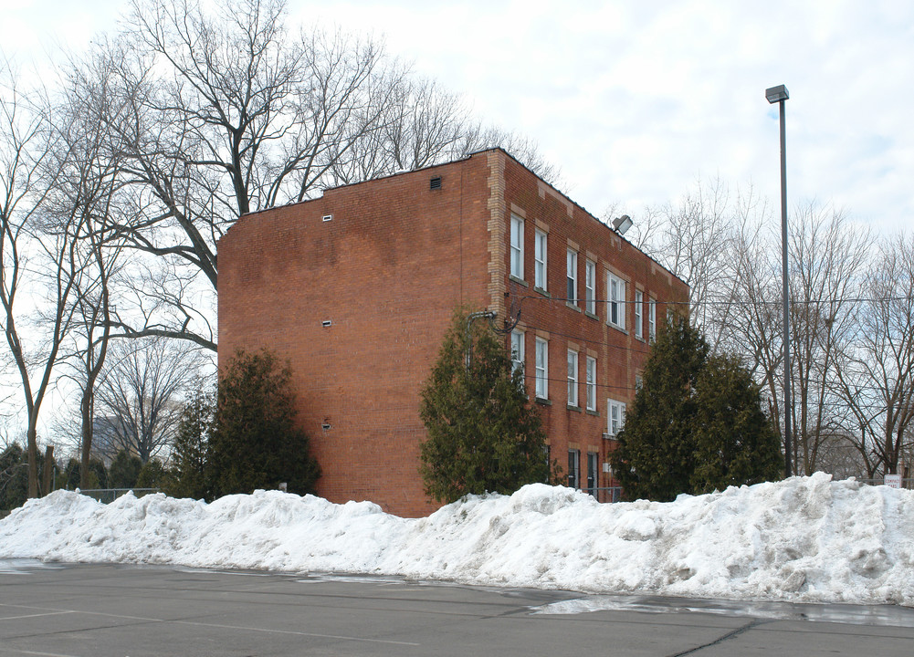 29 Seyms St in Hartford, CT - Building Photo