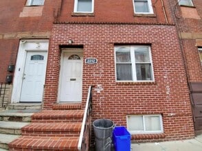 2212 S 15th St, Unit 1st floor in Philadelphia, PA - Building Photo - Building Photo