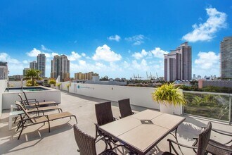 401 Jefferson Ave, Unit 3 in Miami Beach, FL - Foto de edificio - Building Photo