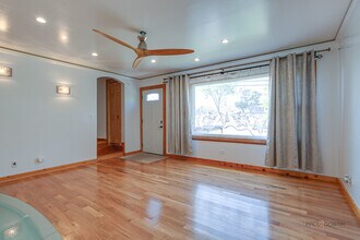 1245 N Midlothian Rd in Mundelein, IL - Building Photo - Building Photo