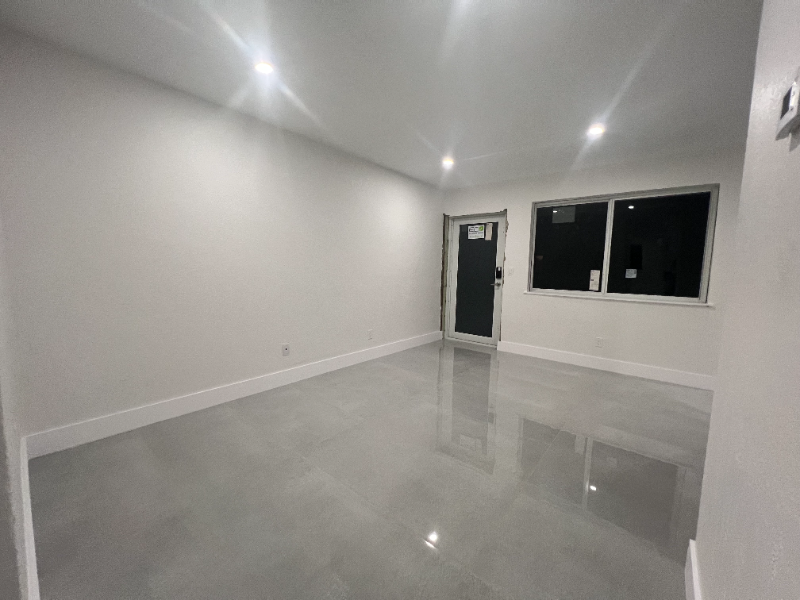 5300 NW 25th Ave in Miami, FL - Building Photo