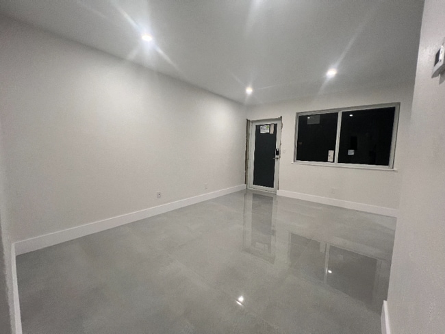 5300 NW 25th Ave in Miami, FL - Building Photo - Building Photo