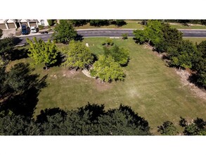 106 Aria Rdg in Lakeway, TX - Building Photo - Building Photo