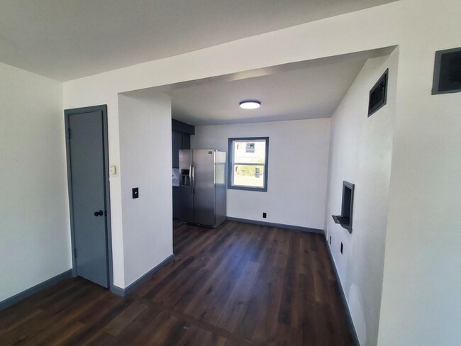 1542 N Pinecrest St in Wichita, KS - Building Photo - Building Photo