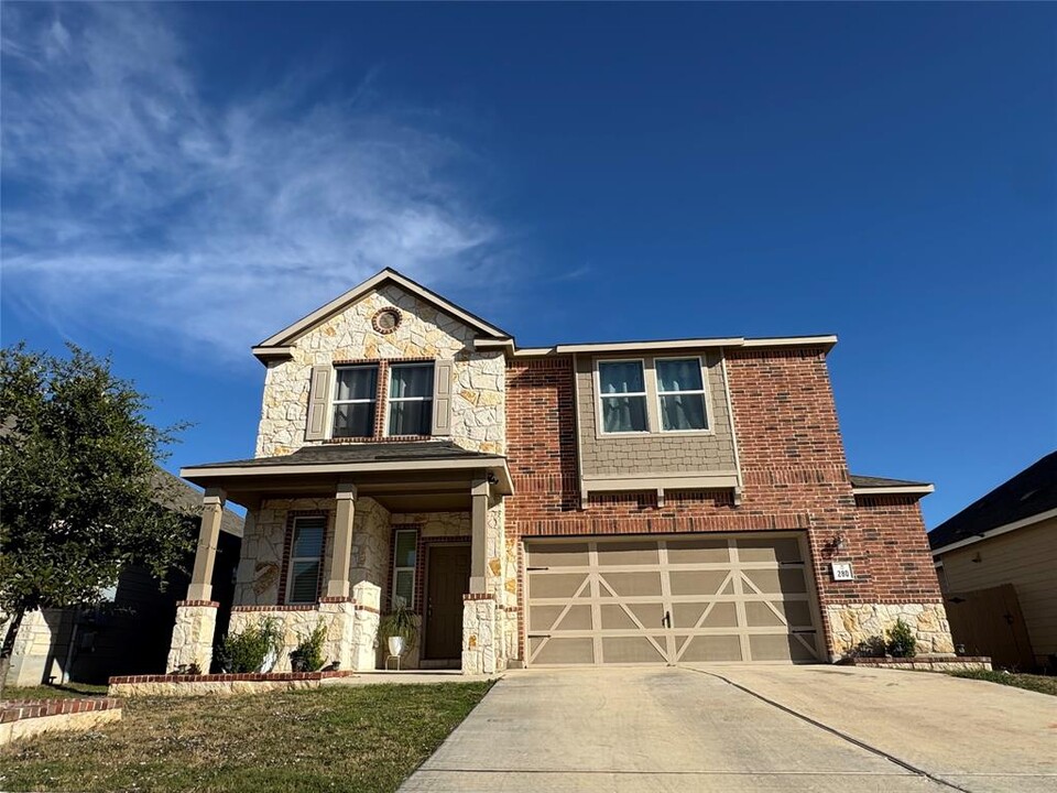 280 Maroon Ln in Kyle, TX - Foto de edificio