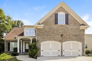 105 Oscar Ct in Dallas, GA - Building Photo