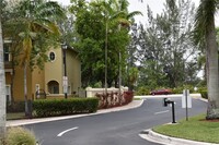 2851 Prospect Rd in Tamarac, FL - Building Photo - Building Photo