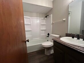 305 Maple Ave in Waukesha, WI - Building Photo - Building Photo