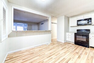 11665 Briarbrae Ct in St. Louis, MO - Building Photo