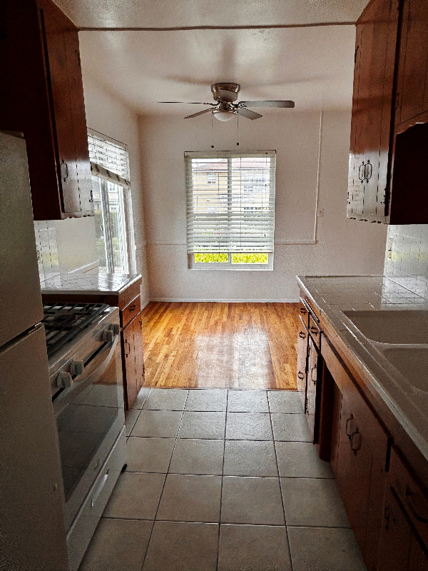 property at 4800 Beverly Blvd