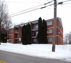 Summit Street Apartments