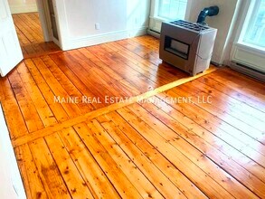 3 Cushing St-Unit -2 in Winterport, ME - Building Photo - Building Photo