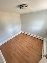 326 Grand St, Unit 1R in Paterson, NJ - Building Photo - Building Photo