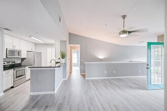 7417 Vista Way in Bradenton, FL - Building Photo - Building Photo