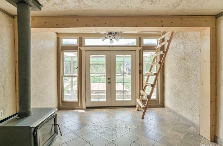 24310 County Rd in Trinidad, CO - Building Photo