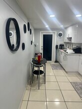 5015 E 1st Ct in Hialeah, FL - Building Photo - Building Photo