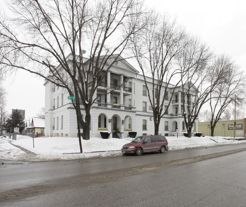 2501-2503 N 16th St in Omaha, NE - Building Photo