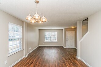 5819 Finestra Way in Raleigh, NC - Building Photo - Building Photo